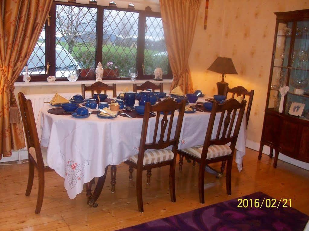 Krakow B&B Dundalk Eksteriør bilde